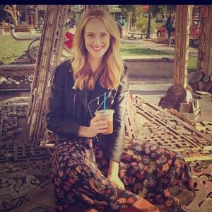 Meet your Posher, Moira